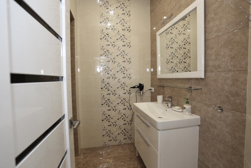 Apartments On Bunina 28 Odessa Esterno foto
